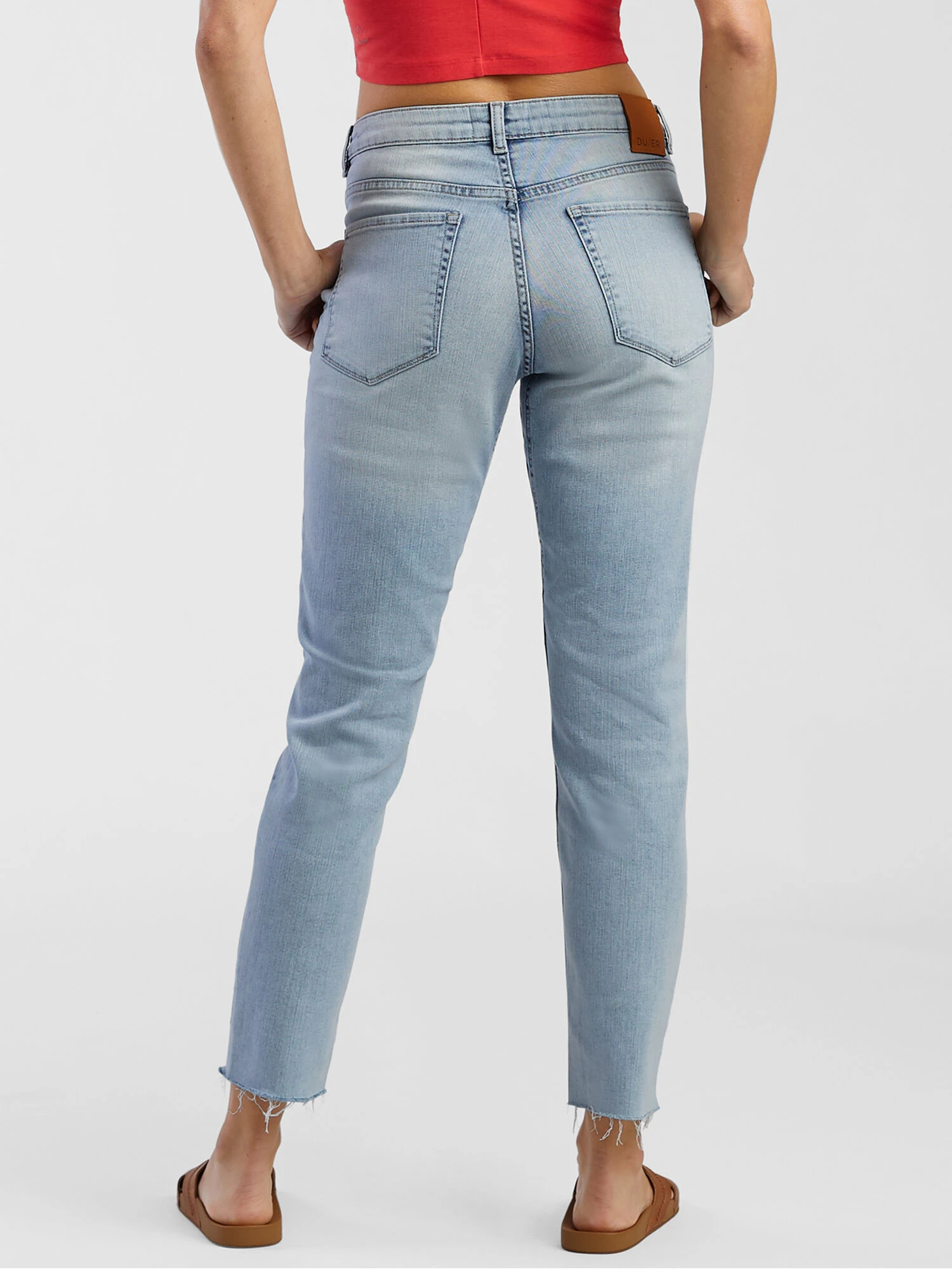 Duer Relaxed Performance Jeans 28" - Image 2