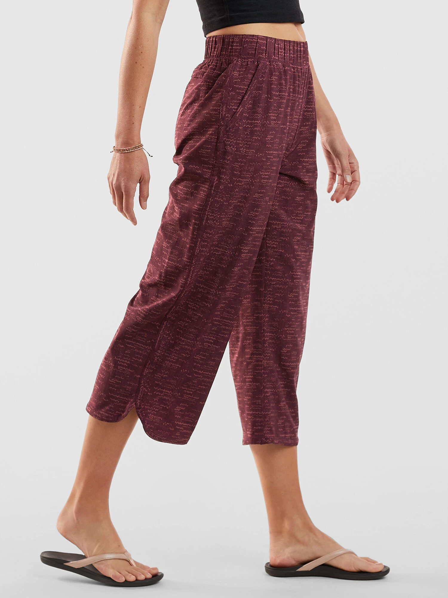 Slaycation 2.0 Cropped Pants - Aruba Petite - Image 4