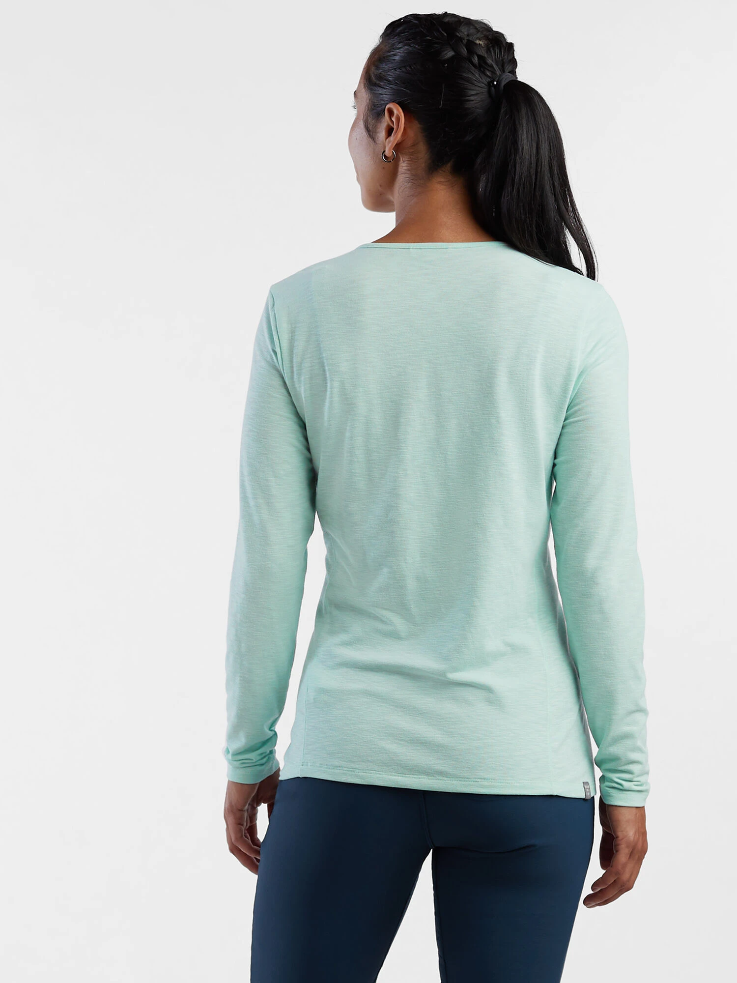 Henerala 2.0 Long Sleeve Tee - Solid - Image 5